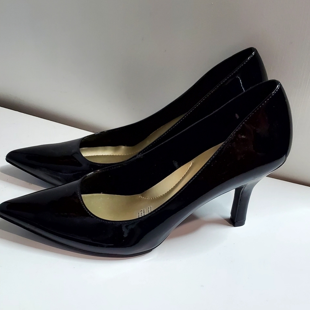 Black heels